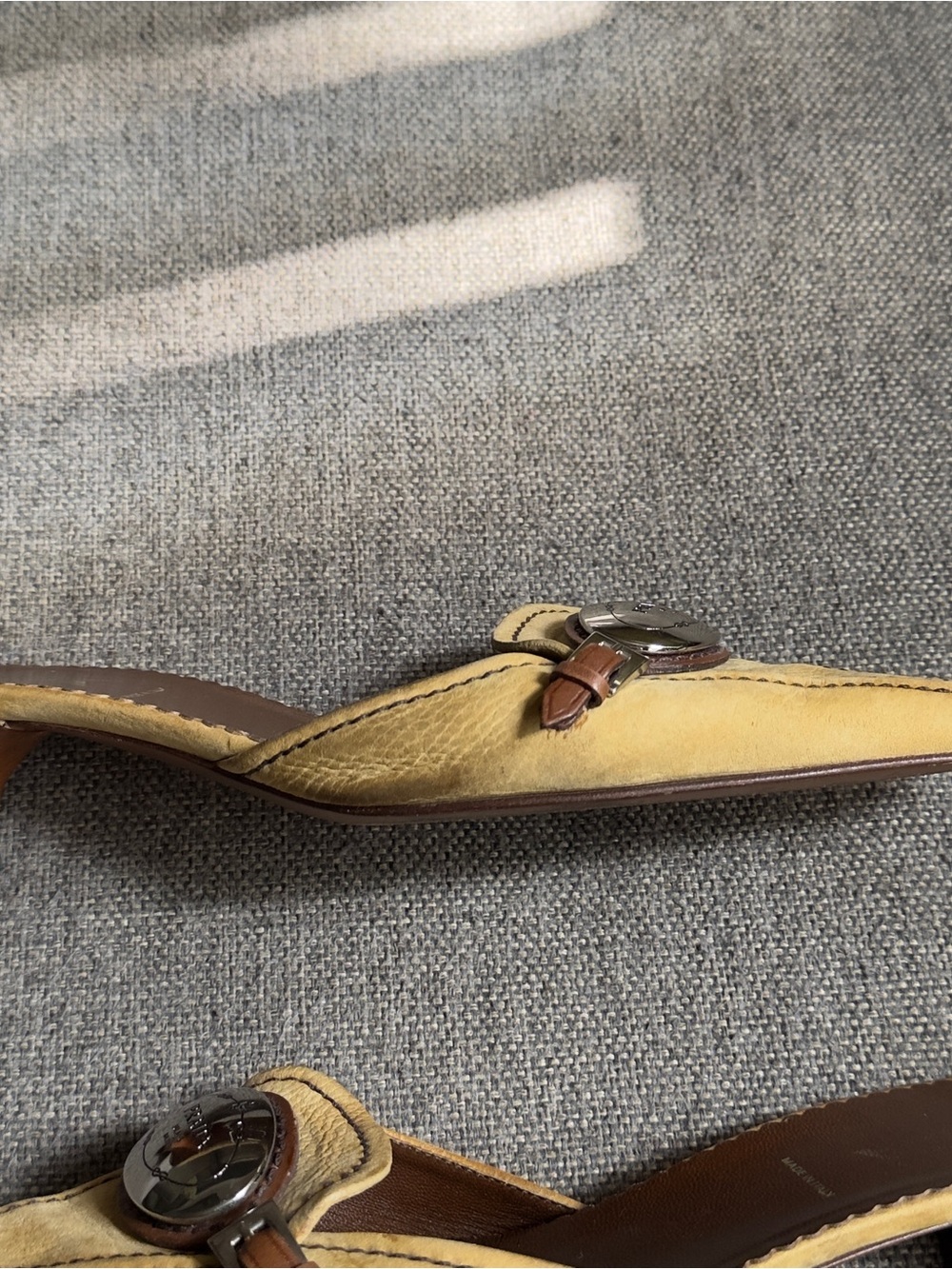Vintage Prada logo buckled kitten heels - Picture 4 of 8